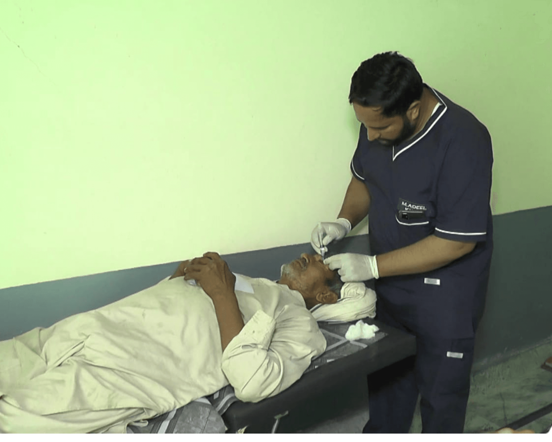 Restore Sight — Free Cataract Surgery — photograph 2