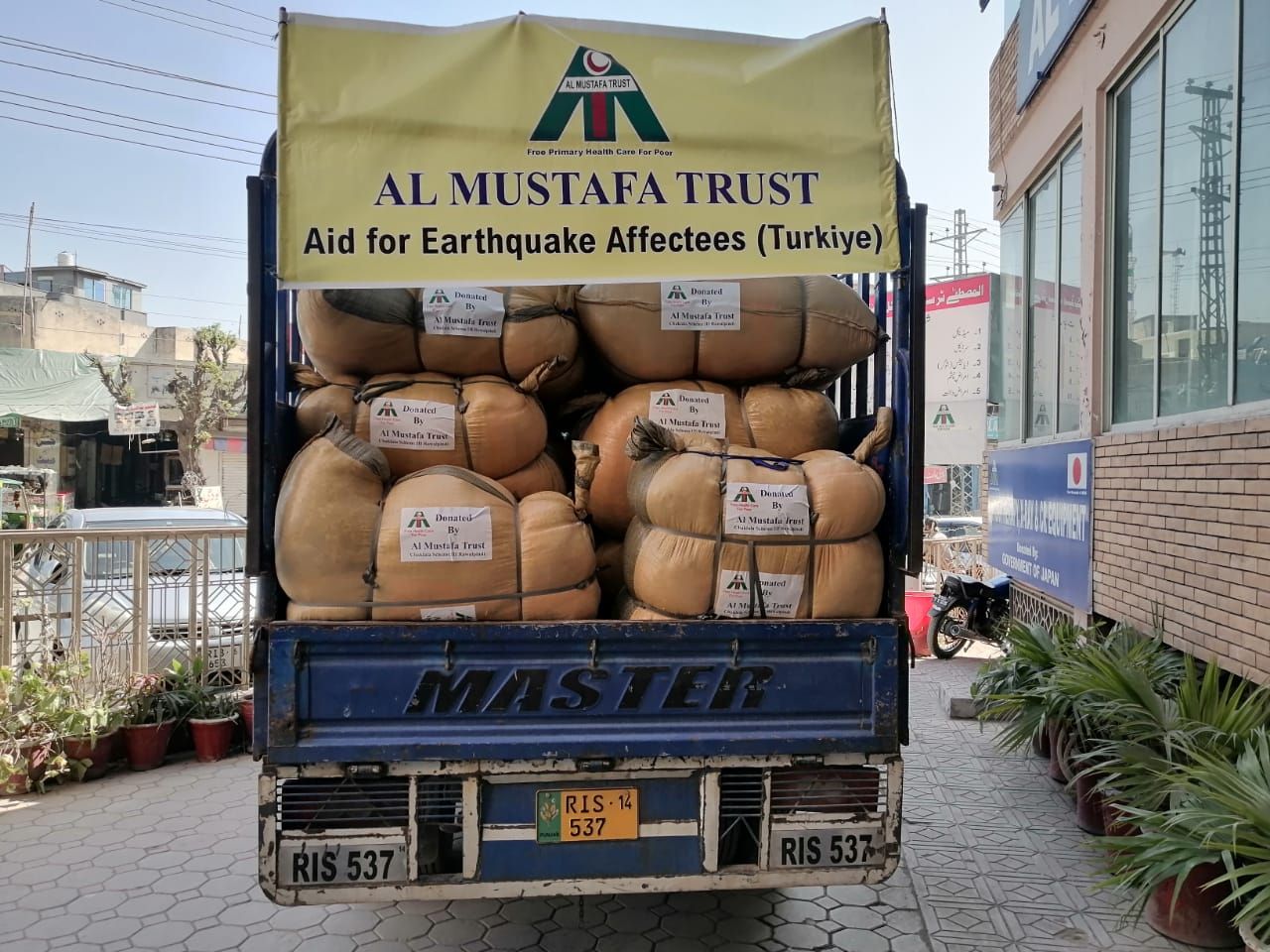 Winter Blankets for Türkiye Earthquake Survivors